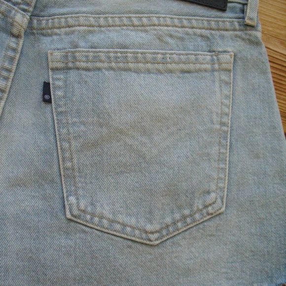 NWOT Levis Made and Crafted Cheeky Light Wash High Rise Cut Off Shorts - Picture 6 of 10